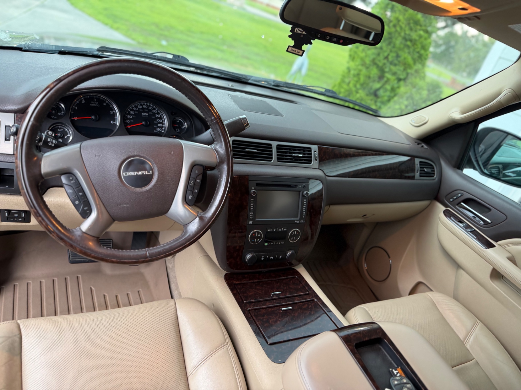 GMC Denali after full interior detail
